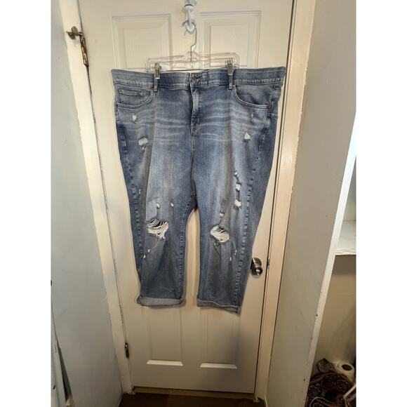 Torrid Bombshell Ripped Jeans Size 30 Regular Premium Stretch Crop Pants - Picture 1 of 10